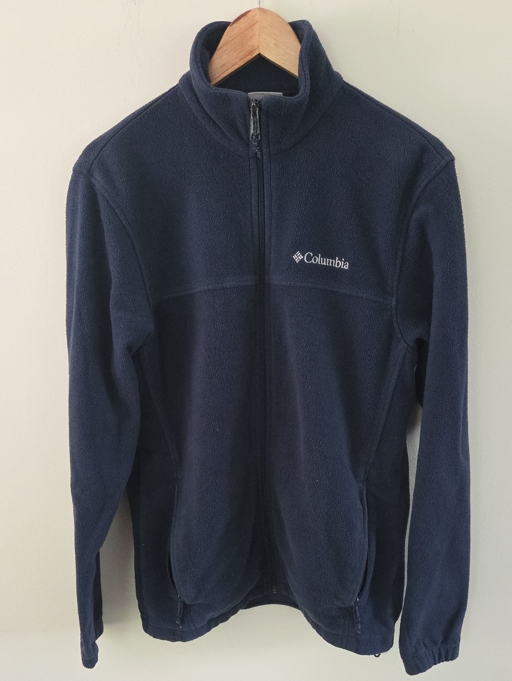 Columbia Men's Navy Zip Up Fleece Jacket with Logo And Zippered Pockets